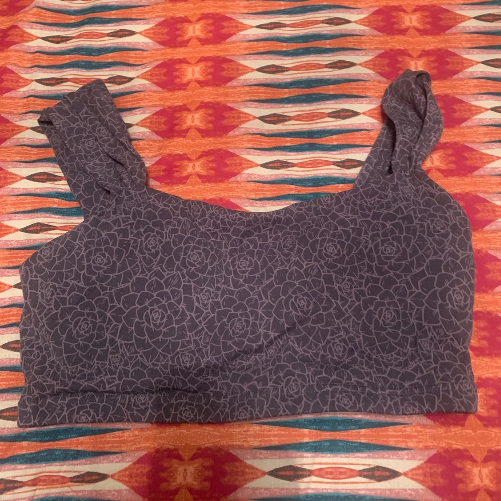Aloe sports bra